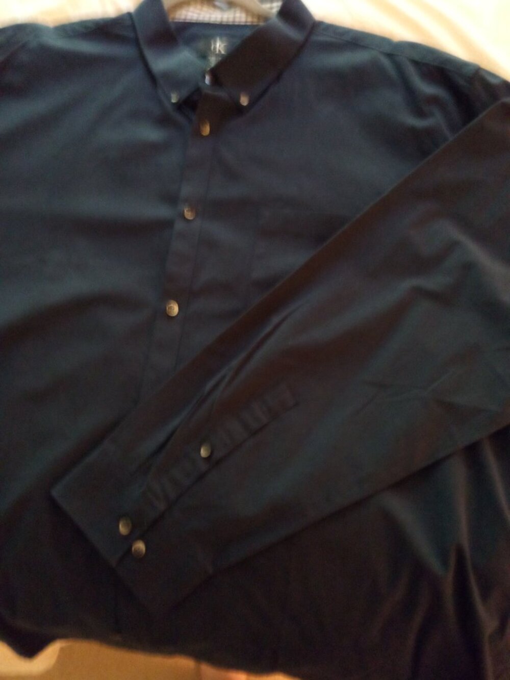 Men black long sleeve shirt